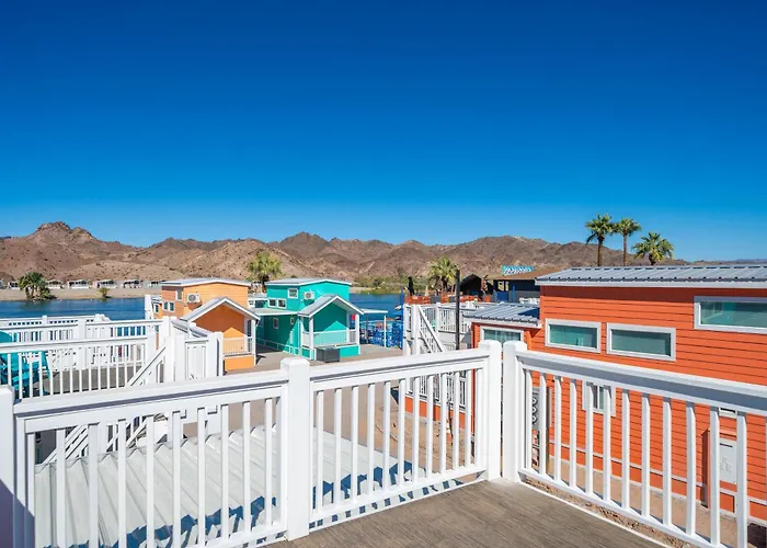 Rockstar | Private Hot Tub | Deluxe River Views At Roadrunner Holiday home *